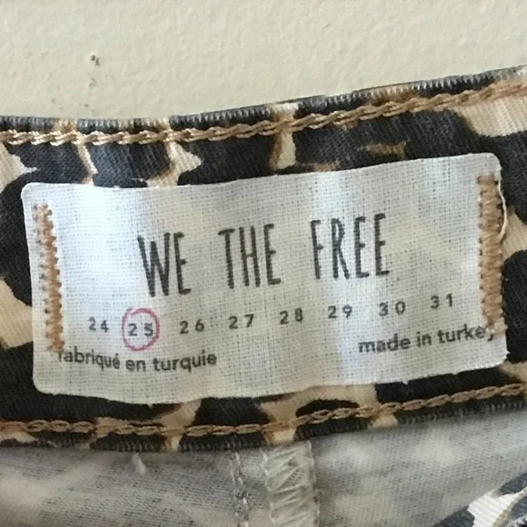 Free People We The Free High Rise Leopard Print Skinny Jeans - Picture 7 of 13